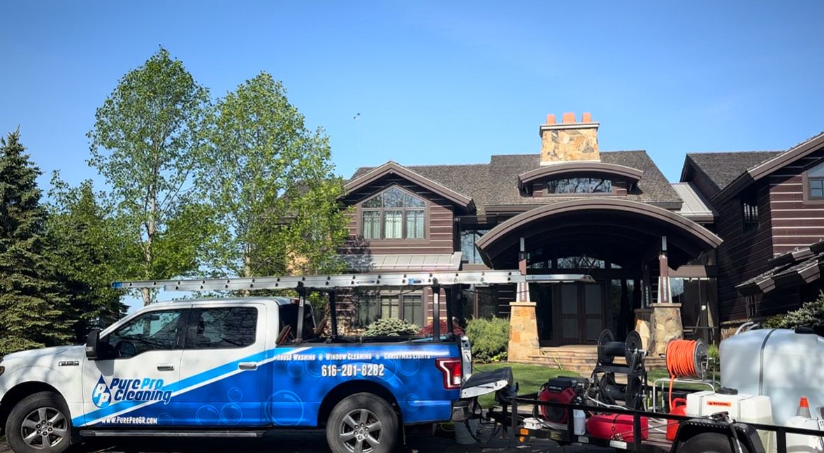 professional commercial window cleaning project