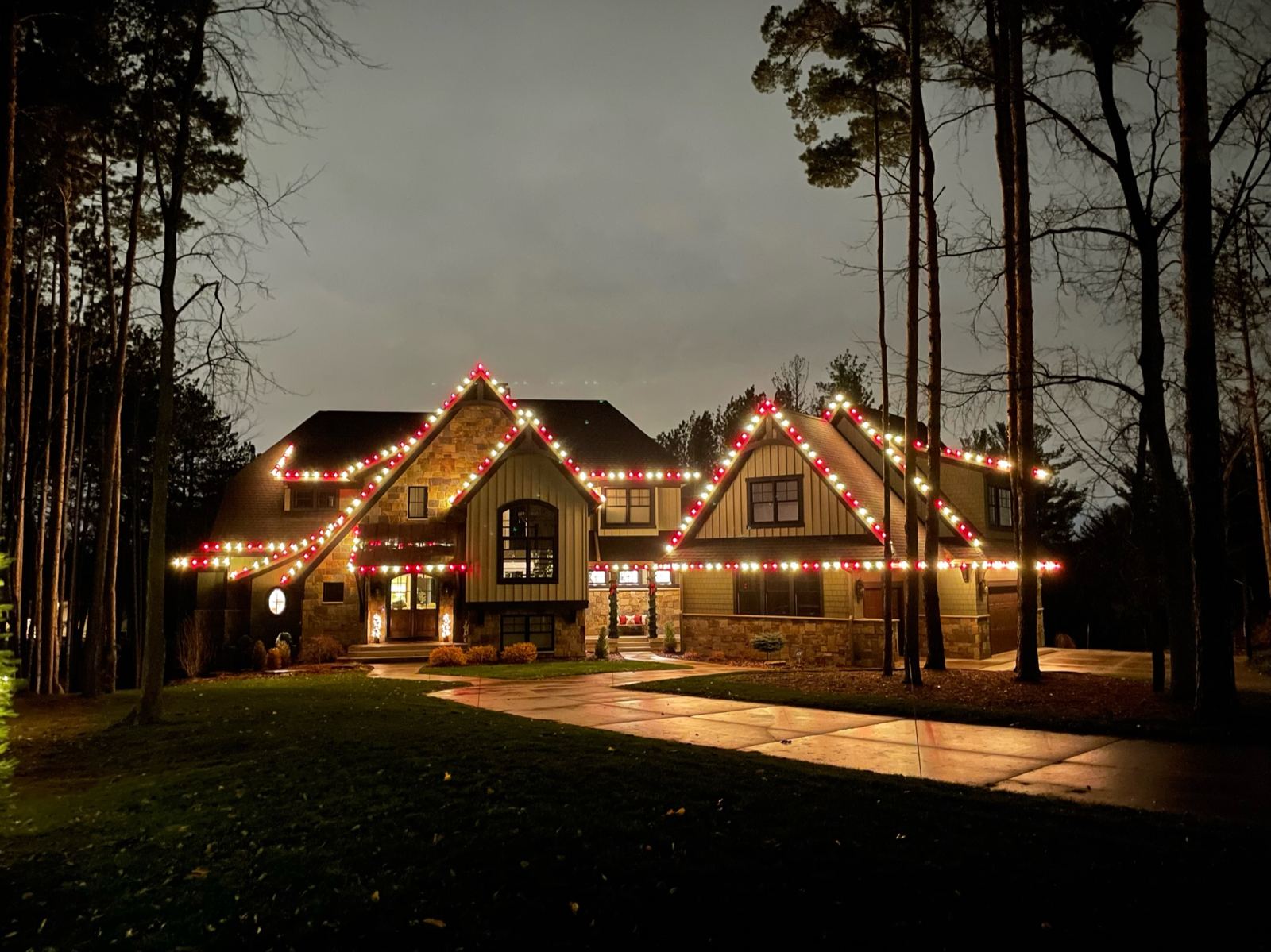 Christmas light installation Grand Rapids, MI