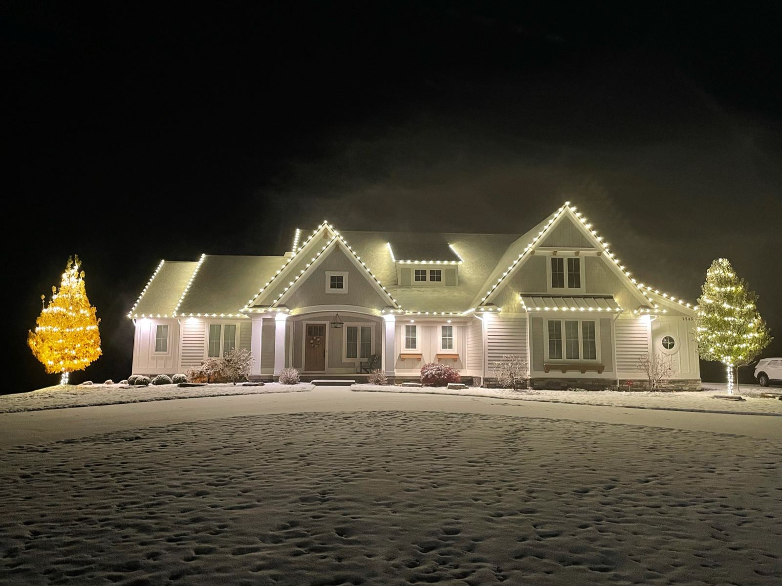 Christmas light installation Hudsonville, MI
